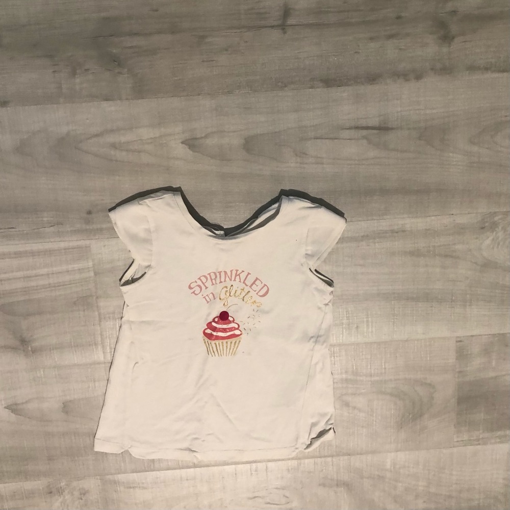 Girl’s T-shirt